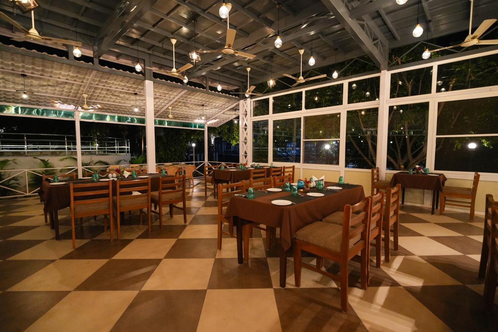 Hotel Mgm Whispering Wind'S Yelagiri Zewnętrze zdjęcie