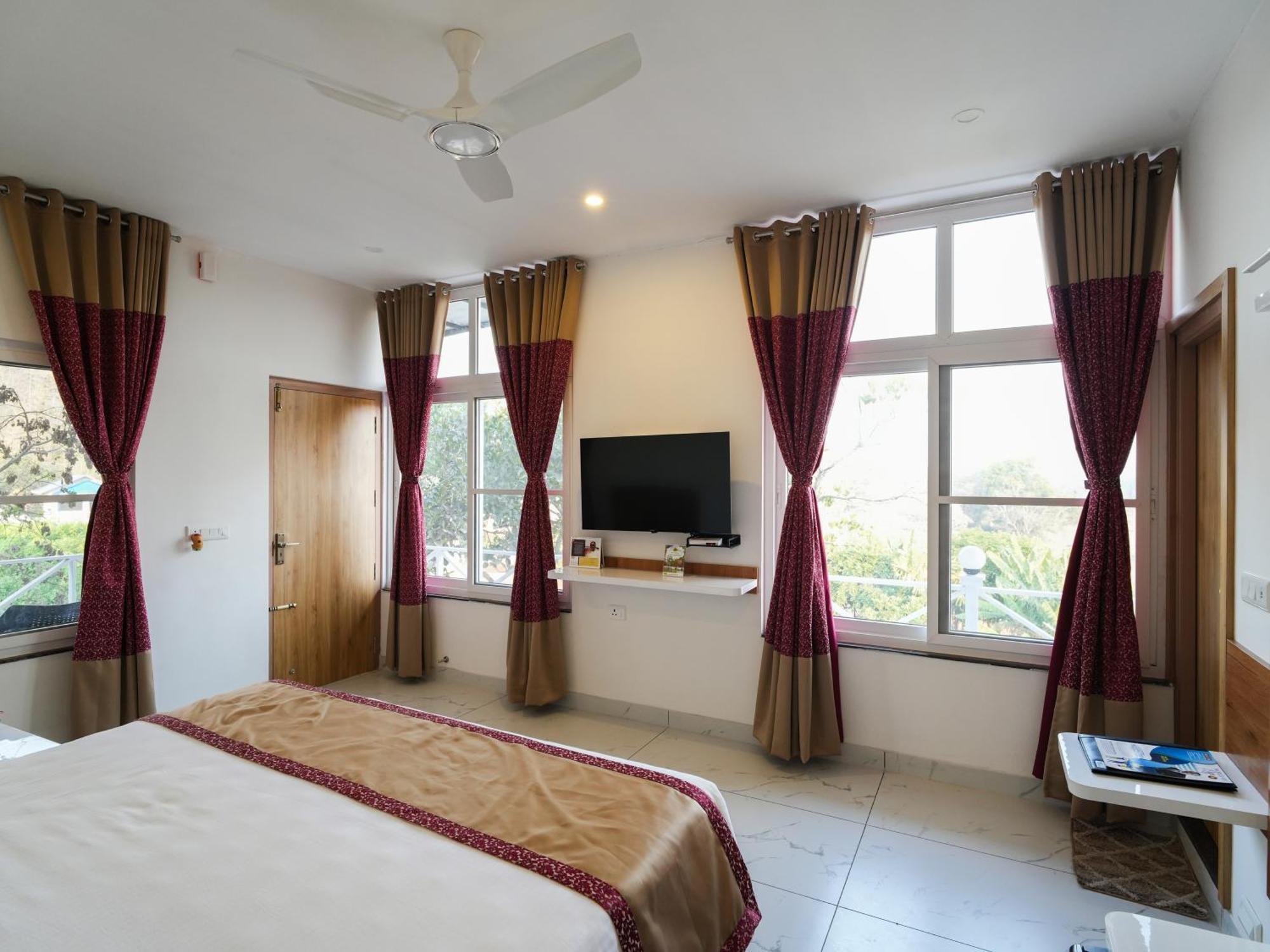 Hotel Mgm Whispering Wind'S Yelagiri Zewnętrze zdjęcie