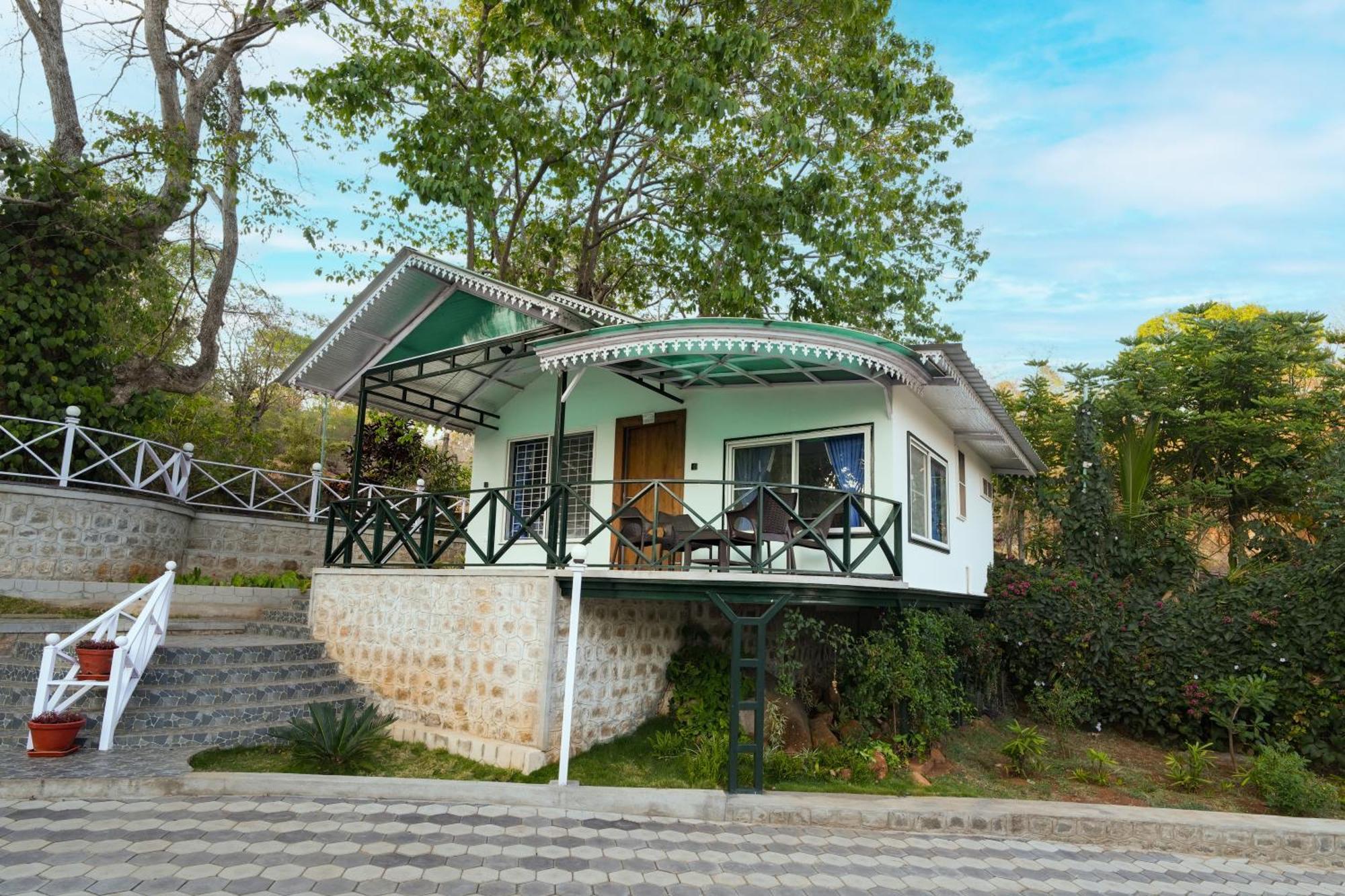 Hotel Mgm Whispering Wind'S Yelagiri Zewnętrze zdjęcie